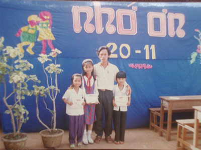 Ấm áp tình thầy trò qua những bức ảnh xưa và nay