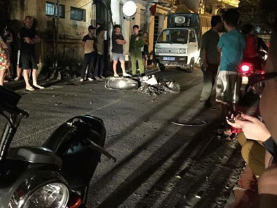Hà Nội: Xế hộp "nổi điên" rượt đuổi kinh hoàng giữa đêm qua nhiều tuyến phố