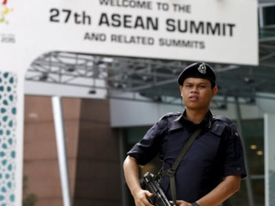 Malaysia điều lính dù, trực thăng bảo vệ hội nghị ASEAN