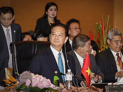 Thủ tướng Nguyễn Tấn Dũng trao đổi với Thái Lan về vấn đề lao động