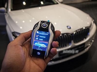 Khám phá chìa khoá BMW 7-Series 2016 tại Việt Nam