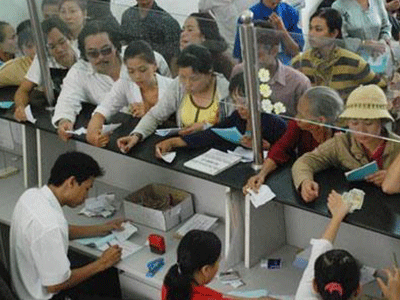 Lùi việc tăng giá viện phí vào năm 2016