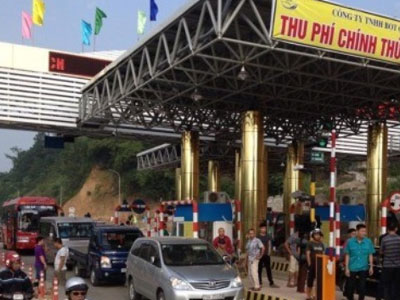 Choáng váng mức phí QL6, cánh tài xế rỉ tai "bản đồ máu"