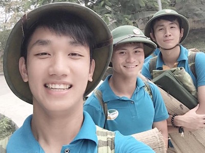 Cầu thủ U23 VN nhận lệnh hội quân khi đang khoác áo lính