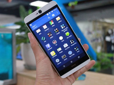 Mở hộp HTC Desire 826 Dual chuyên selfie
