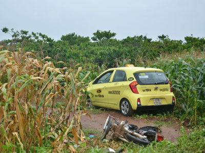 Taxi gây tai nạn liên hoàn, thai phụ sắp sinh tử nạn