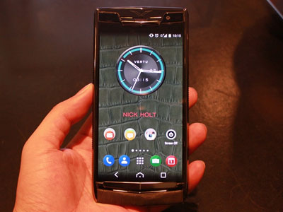 Ảnh điện thoại Android của Vertu giá 470 triệu đồng ở Việt Nam