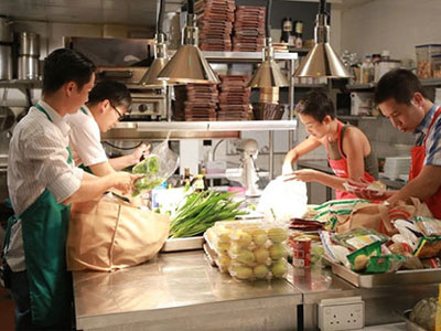 Thí sinh "MasterChef" quát nạt, "muốn đánh lộn" ở Singapore