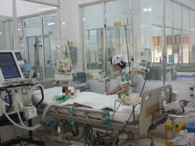 Bé trai 6 tuổi chết lõa thể trong xe ô tô nghi bị cưỡng bức tình dục