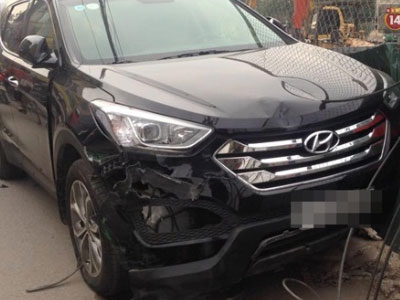 Hà Nội: Santafe mất lái gây tai nạn liên hoàn, nhiều người bị thương nặng