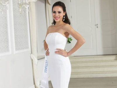 Lệ Quyên lọt Top 10 trang phục dạ hội đẹp nhất tại Hoa hậu Siêu Quốc gia