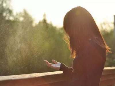 Vì sao mùa đông nhiều người hay ốm vặt, chán sex?