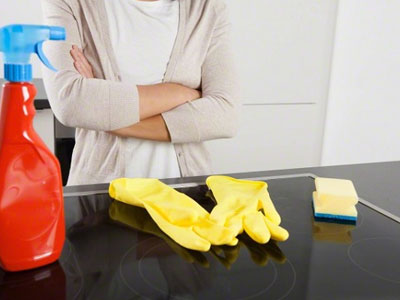 Chồng tôi nhắn tin gọn lỏn: "Vợ ơi, có người mua anh đêm nay rồi..."
