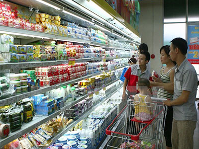 Hải quan lên tiếng việc truy thu 700 tỷ đồng thuế từ doanh nghiệp sữa