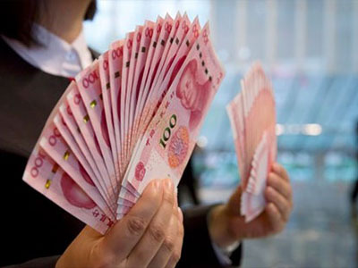 Điều gì xảy ra khi Nhân dân tệ vào nhóm “đồng tiền quý tộc”?