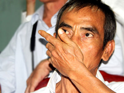 Huỳnh Văn Nén: "Có ai trên đời khổ như tôi không"