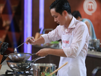 Nghi vấn thí sinh top 3 MasterChef VN là đầu bếp chuyên nghiệp?