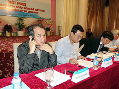 Bầu Đức khiêu chiến Miura, quyết "ôm" ĐTVN