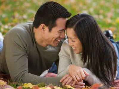 Vì sao người hạnh phúc vẫn ngoại tình