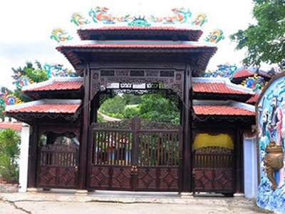 Đại gia vàng đồng ý tháo dỡ biệt phủ 100 tỷ
