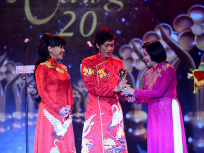 Hoài Linh, Trường Giang phủ sóng giải Mai Vàng 2015