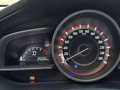 Mazda 3 báo lỗi động cơ: Hàng chục xe nổi đèn 2 lần