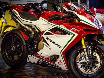 Chi tiết siêu môtô MV Agusta F4 RC giá 1,35 tỷ tại Việt Nam