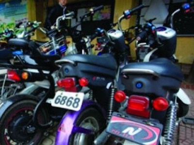 Lác đác vài lượt đăng ký xe máy điện vì thiếu chế tài
