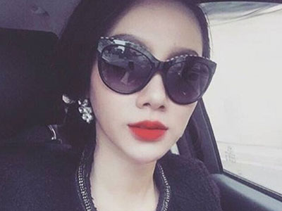 MC Minh Hà: "Gần như cả thế giới quay lưng lại với tôi"