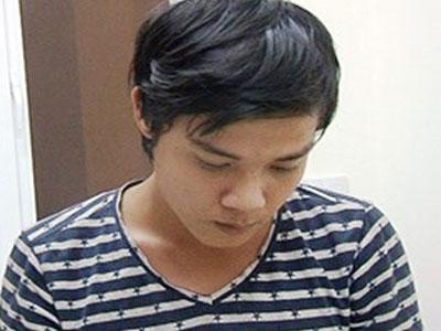 Bé gái 12 tuổi bị "yêu râu xanh" dâm ô... trong nhà nghỉ