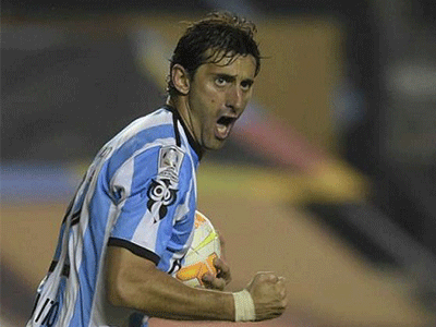 Diego Milito tuyên bố giải nghệ