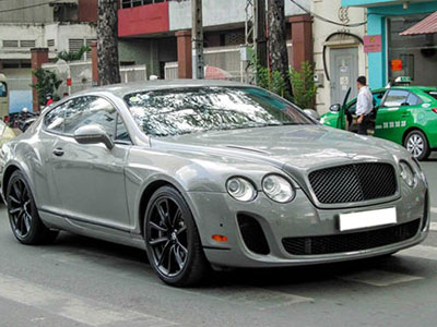Siêu xe Bentley Supersports hàng hiếm xuất hiện tại Sài Gòn
