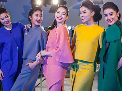 Hậu trường chụp ảnh của các hoa hậu Việt