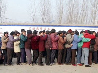 Cả làng nhiễm HIV do bán máu