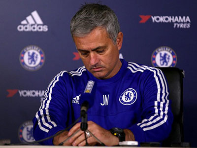 Chelsea sa thải HLV Jose Mourinho