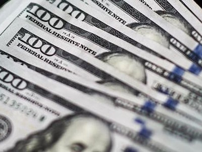 Đồng USD liên tiếp lập đỉnh sau quyết định lịch sử của Fed