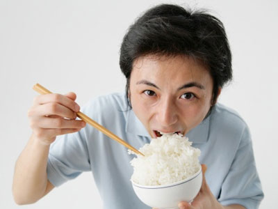 Ăn cơm gạo càng trắng càng mau chết