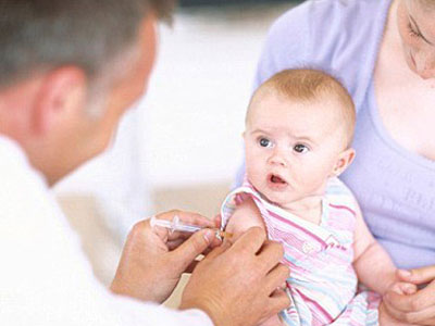 Bộ Y tế yêu cầu tăng cường quản lý tiêm chủng dịch vụ