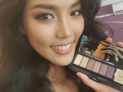 Lan Khuê bật mí mẹo tự make up trước giờ G
