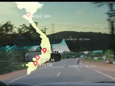 Lan Khuê đưa bản đồ có Hoàng Sa đến Hoa hậu Thế giới