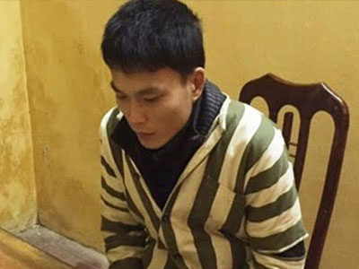 Tạm giữ hình sự "Tú ông" chăn dắt đường dây chân dài “đi khách” 100 USD