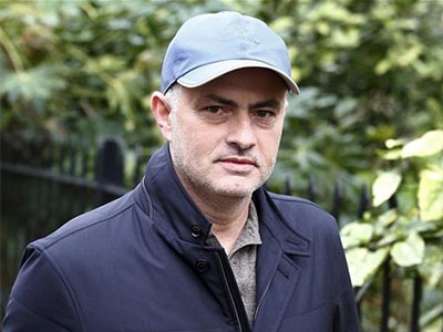 Đại diện Mourinho tiếp xúc với lãnh đạo Quỷ đỏ