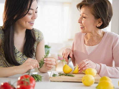 Bí quyết “trị” mẹ chồng tai quái của bà mẹ 2 con