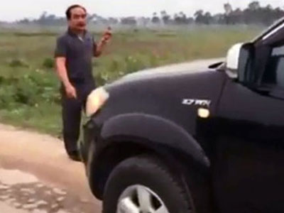 Dùng xe công "làm luật", tài xế Sở Giao thông bị đuổi việc