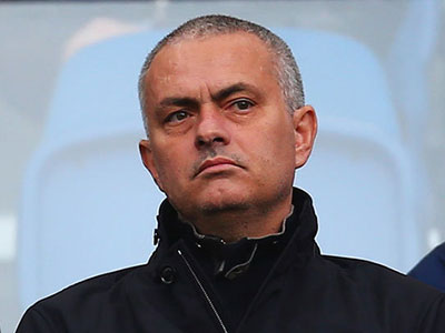Mourinho chấp nhận mất 2,5 triệu bảng/năm để về M.U