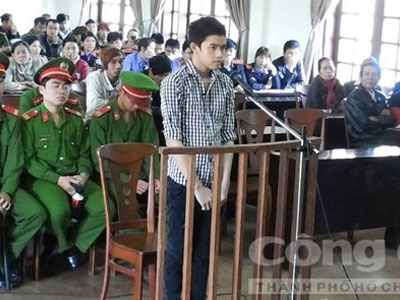 Án tử cho kẻ giết người tình là cô giáo trong vườn cà phê