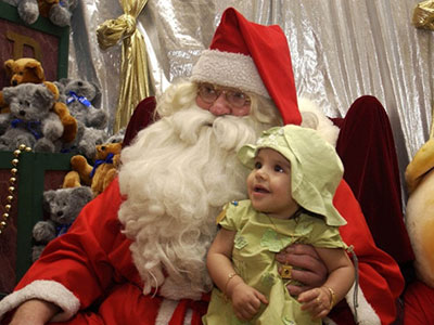Bức thư "tan vỡ" của em bé biết sự thật về ông già Noel