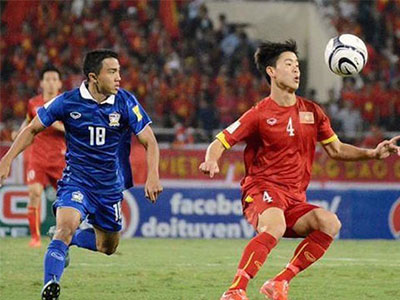 Duy Mạnh vào top 10 tiền vệ hay nhất Đông Nam Á 2015
