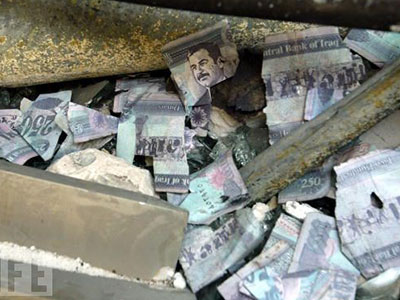 Ai cướp số tiền 1 tỉ USD của Saddam Hussein?