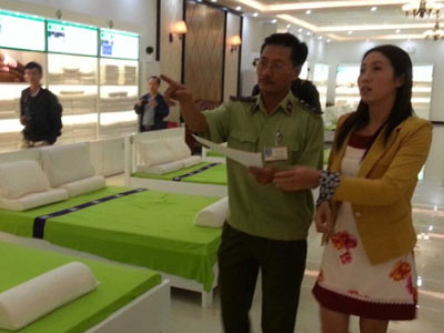 Showroom “chỉ đón khách Trung Quốc, cấm khách Việt" bị phạt 15,5 triệu